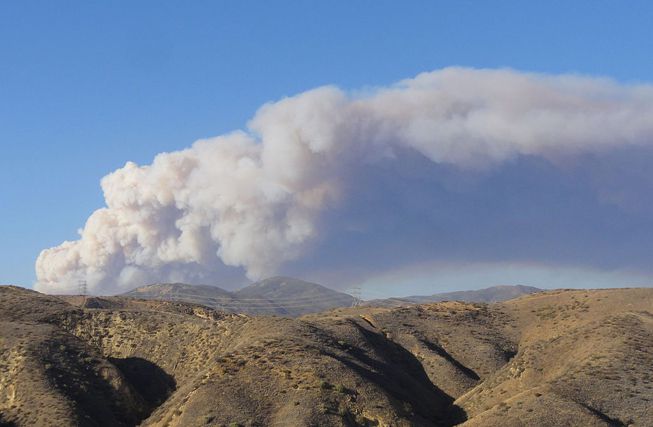 Clouds produced by the Powerhouse Fire in May 2013